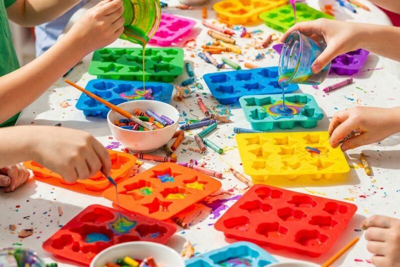Recycled wax colors 5 Best Road Trip Craft Ideas