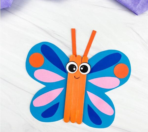 Turn empty paper rolls into rockets or cartoon characters.: 12 Easy Kids Projects