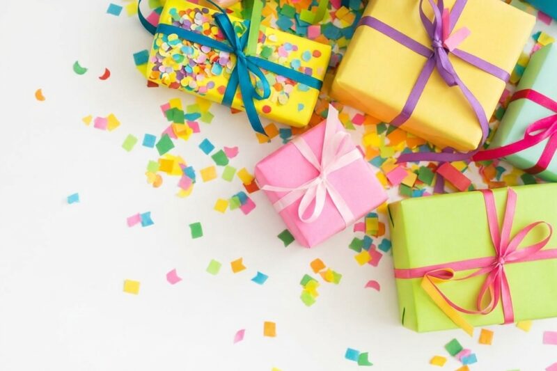 Gift ideas for children: a creative gift they’ll love – Why 8 Travel Toys Win