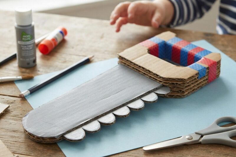 How to Make a Safe Paper Saw for Children: A Fun DIY Craft Project
