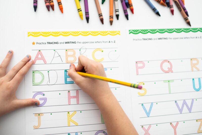 Tracing English Letters: A Fun and Easy Way for Children to Learn the Alphabet